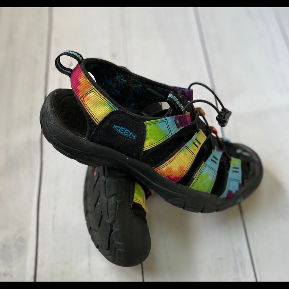 Keen Retro Tie Dye Sandal. Size 11